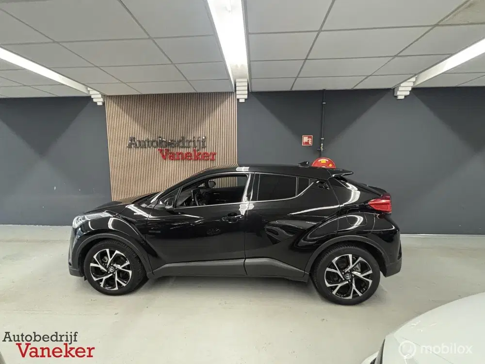 Toyota C-HR 1.8 Hybrid Team D uit 2019, foto 3