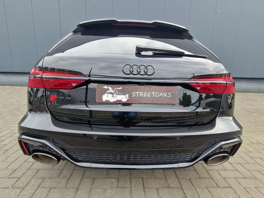 Audi RS6 TFSI Quattro uit 2020, foto 3