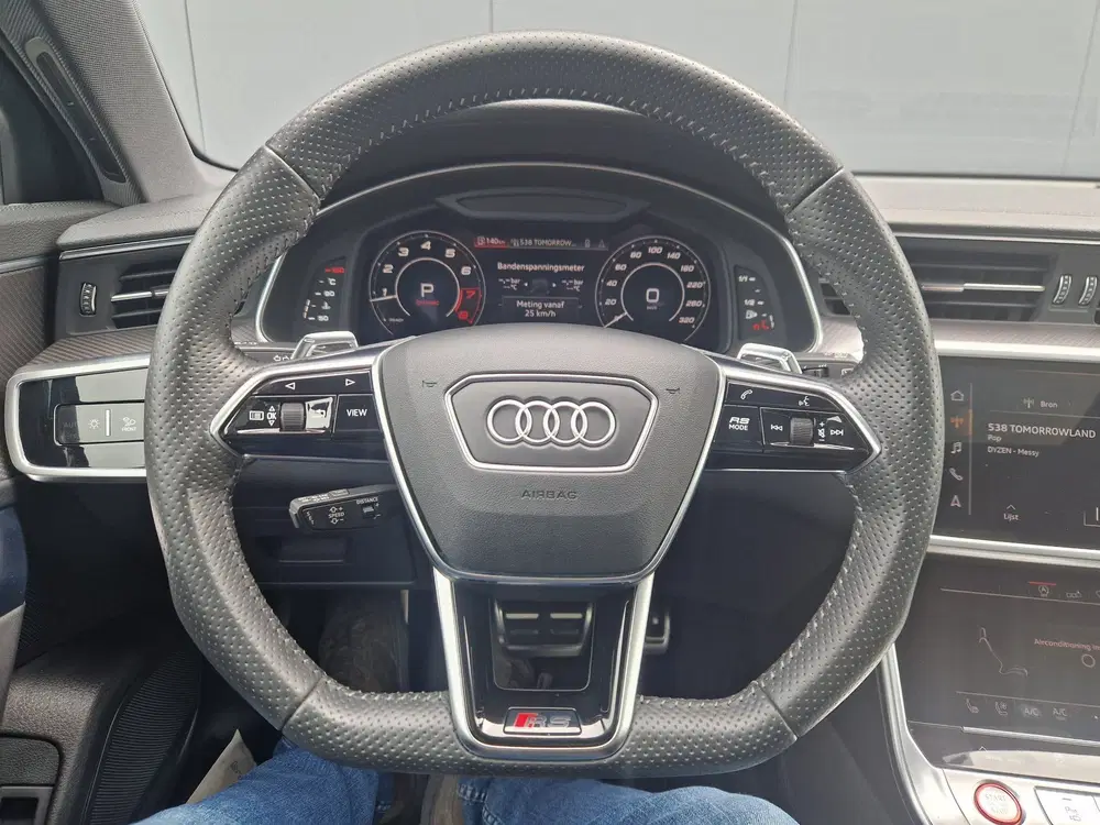 Audi RS6 TFSI Quattro uit 2020, foto 7