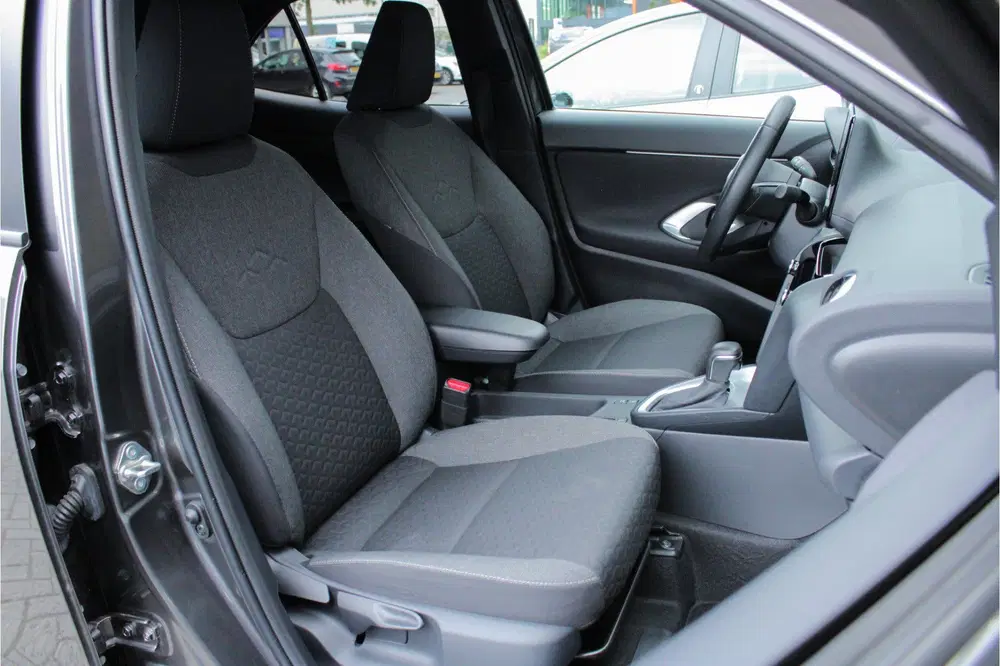 Toyota Yaris Cross 1.5 Hybrid Dynamic uit 2023, foto 10