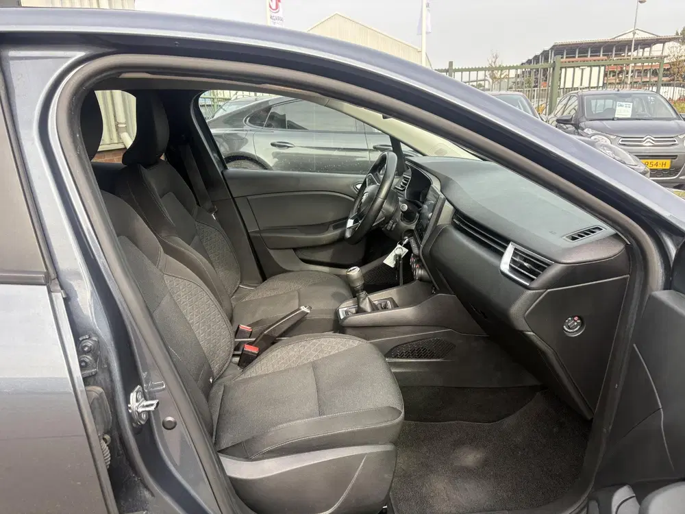 Renault Clio 1.0 TCe Bi-Fuel Zen uit 2021, foto 8