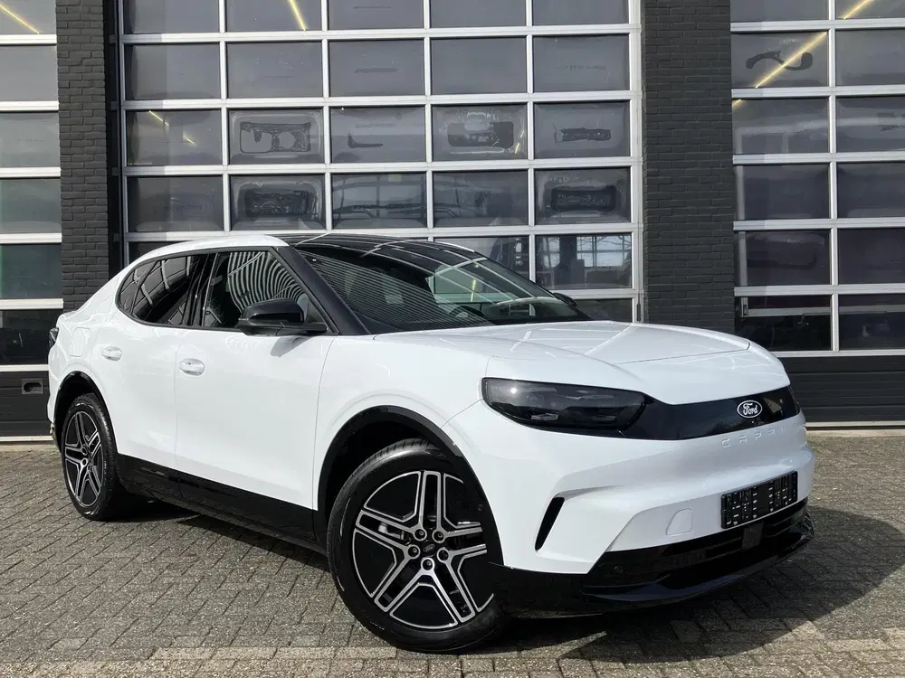 Ford Capri Premium Extended Range RWD 77 kWh uit 2026, foto 4