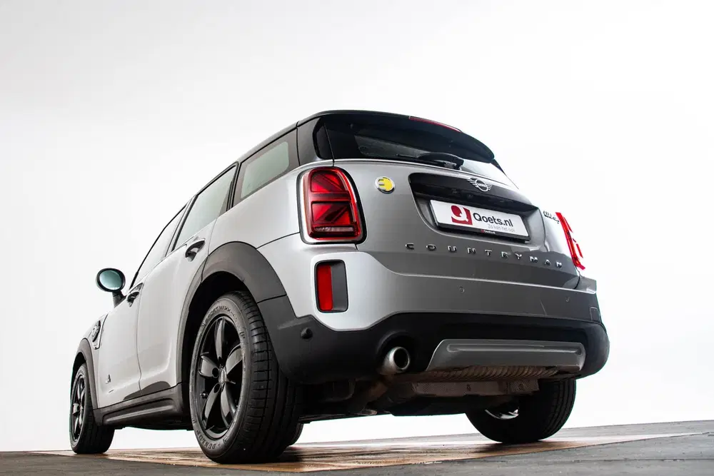 Mini Countryman Cooper S E ALL4 Panoramadak uit 2023, foto 13