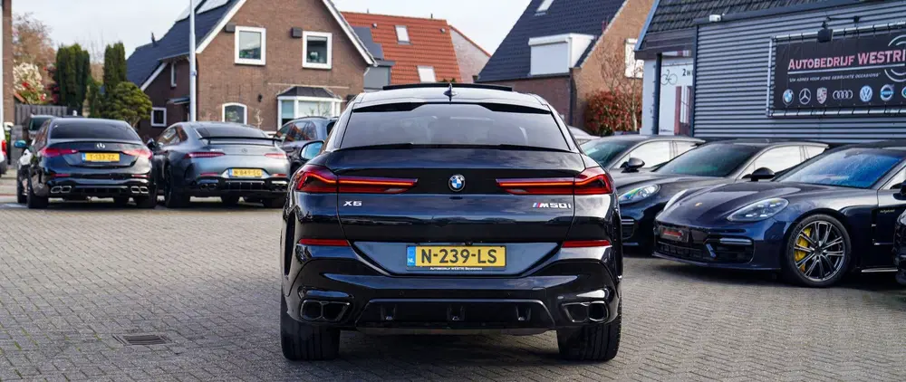BMW X6 M50i High Executive uit 2021, foto 12