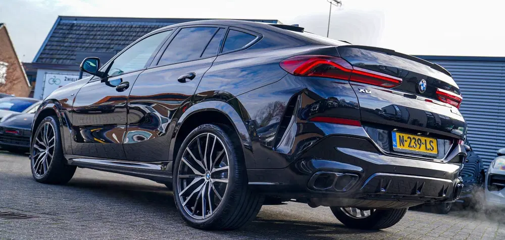 BMW X6 M50i High Executive uit 2021, foto 15