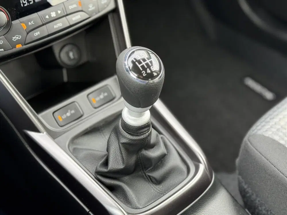 Suzuki S-Cross Style * Stoelverwarming * Apple carplay * uit 2025, foto 13