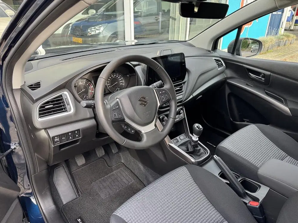 Suzuki S-Cross Style * Stoelverwarming * Apple carplay * uit 2025, foto 8