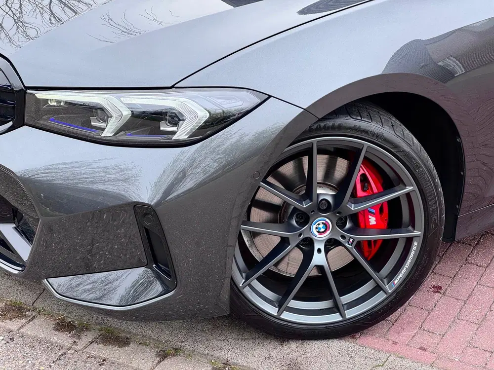 BMW 3-serie M340i xDrive M seats uit 2022, foto 2