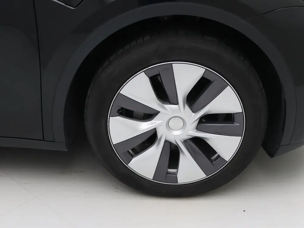 Tesla Model Y Long Range AWD 75kWh 351pk 96% SoH [ AMD R uit 2024, foto 10
