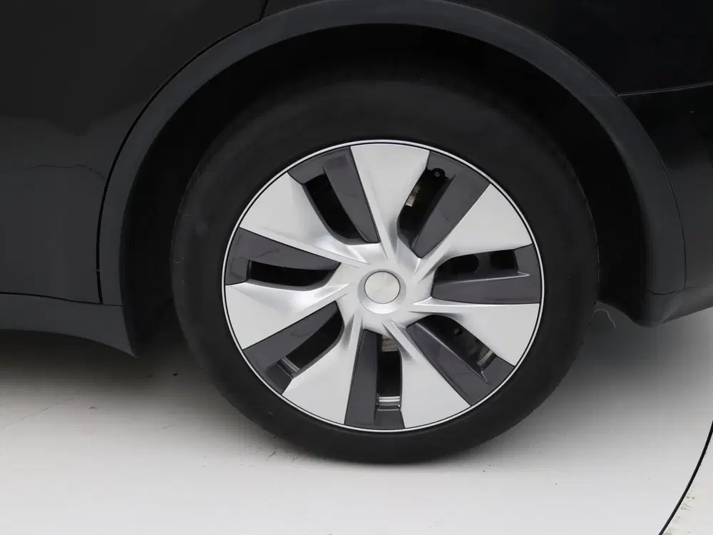 Tesla Model Y Long Range AWD 75kWh 351pk 96% SoH [ AMD R uit 2024, foto 12