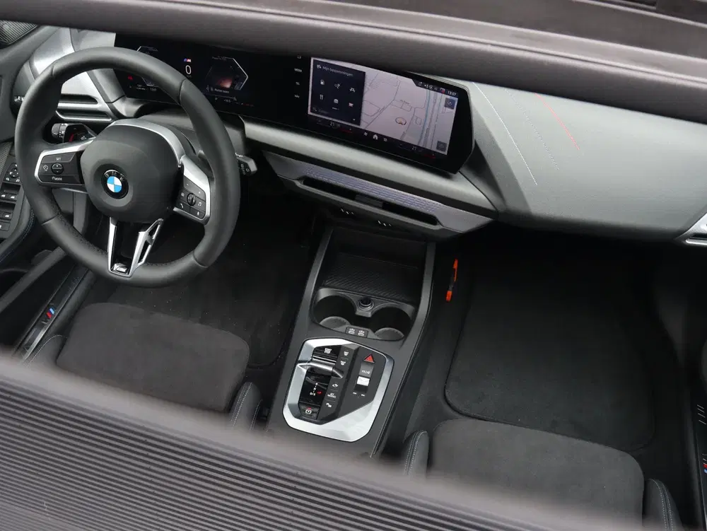 BMW 1-serie 5-deurs 120 uit 2026, foto 15