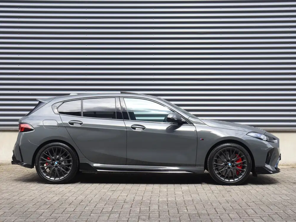 BMW 1-serie 5-deurs 120 uit 2026, foto 5
