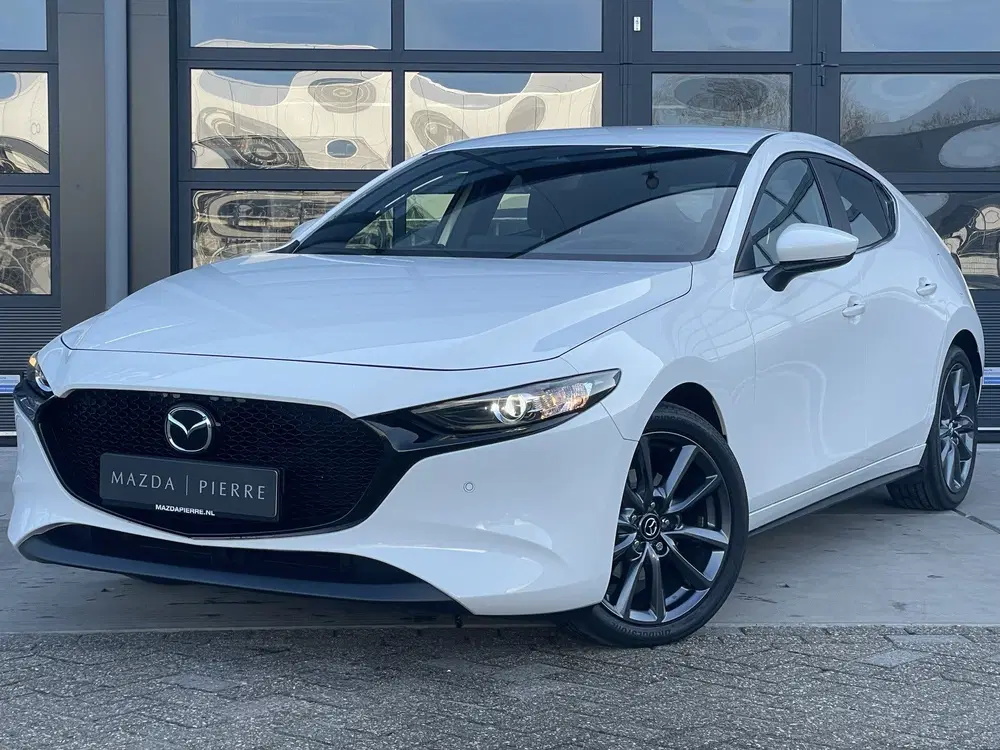 Mazda 3 2.5 e-SkyActiv-G 140 M Hybrid Centre-line uit 2026, foto 2