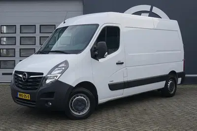 Opel Movano 2.3 TURBO 150 PK L2H2 + 2500 KG TREKHAAK uit 2020
