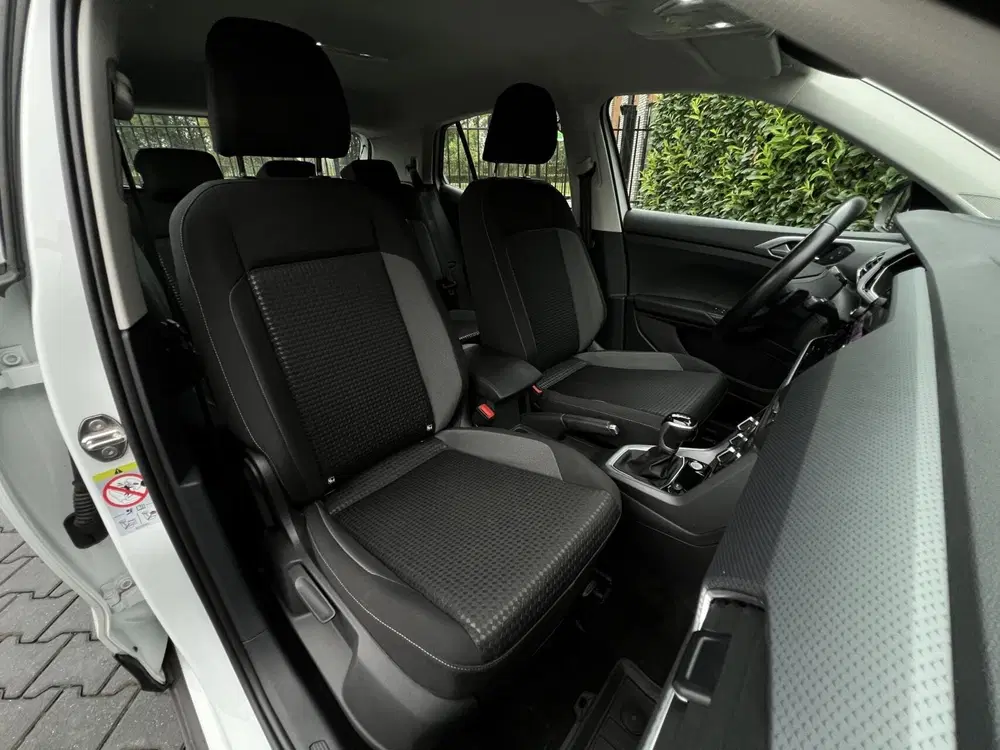 Volkswagen T-Cross 1.0 TSI Active uit 2022, foto 7
