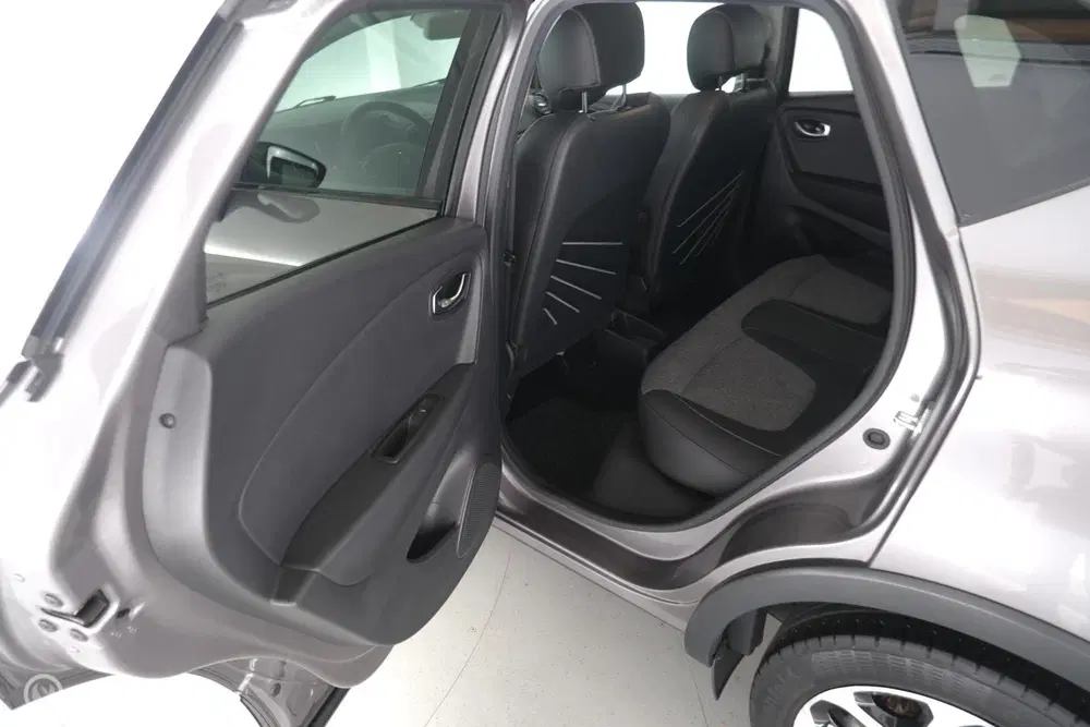 Renault Captur 1.3 TCe 130PK Intens led uit 2019, foto 14