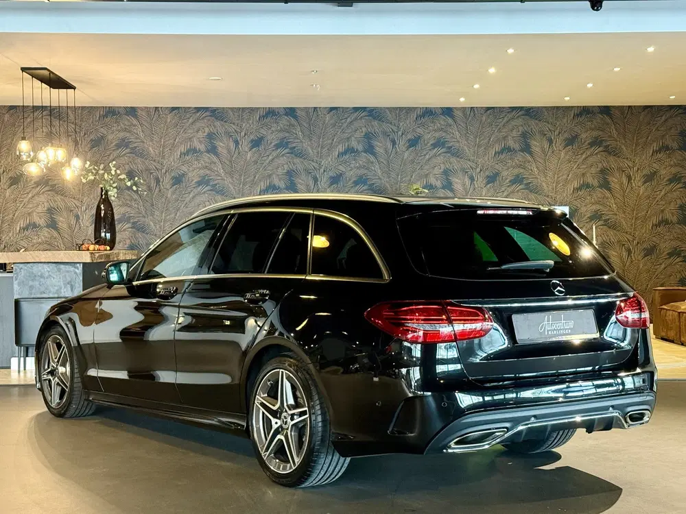 Mercedes-Benz C-Klasse 200 AMG I Facelift I Virtual C uit 2019, foto 3
