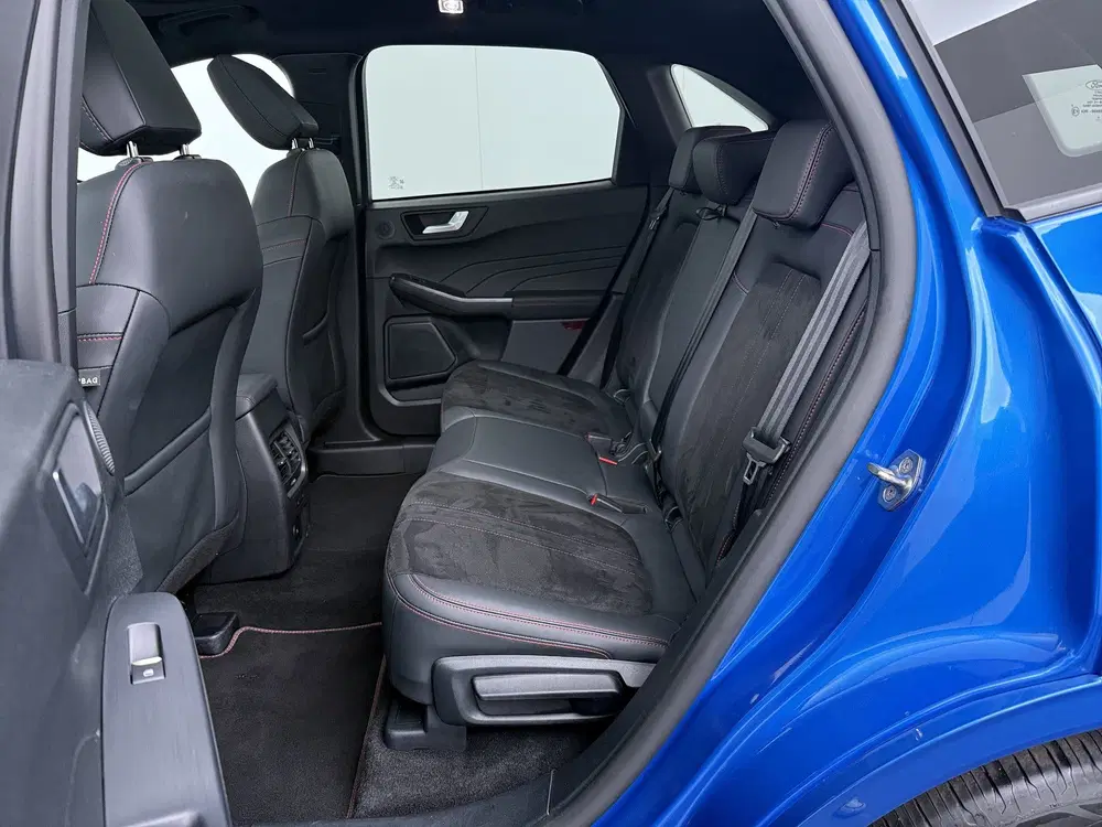 Ford Kuga 2.5 PHEV ST-Line X uit 2025, foto 10