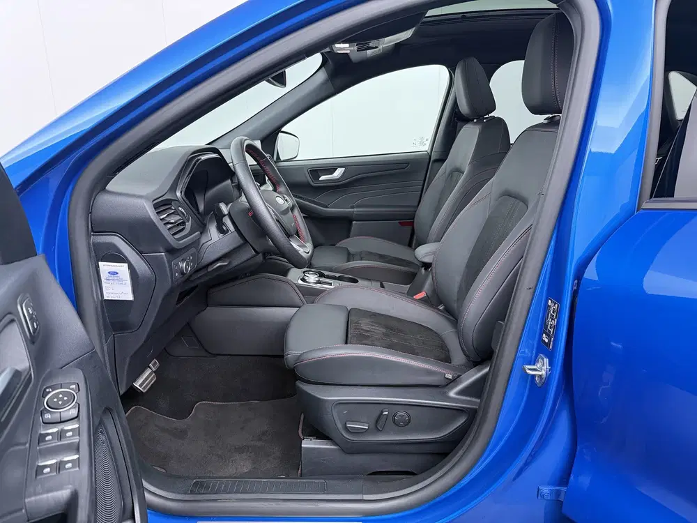 Ford Kuga 2.5 PHEV ST-Line X uit 2025, foto 11