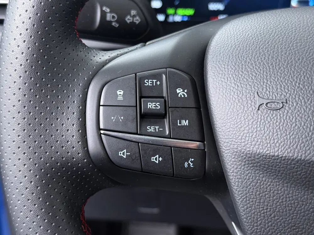 Ford Kuga 2.5 PHEV ST-Line X uit 2025, foto 15