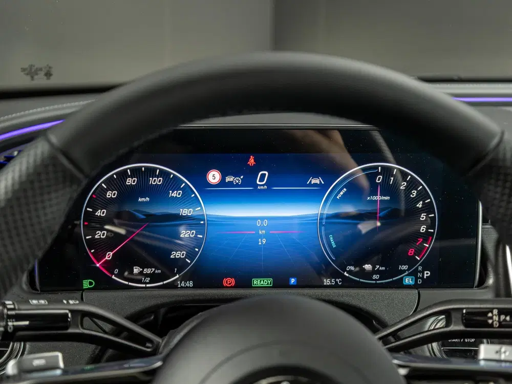 Mercedes-Benz E-Klasse 300 e Business Solution AMG uit 2026, foto 14