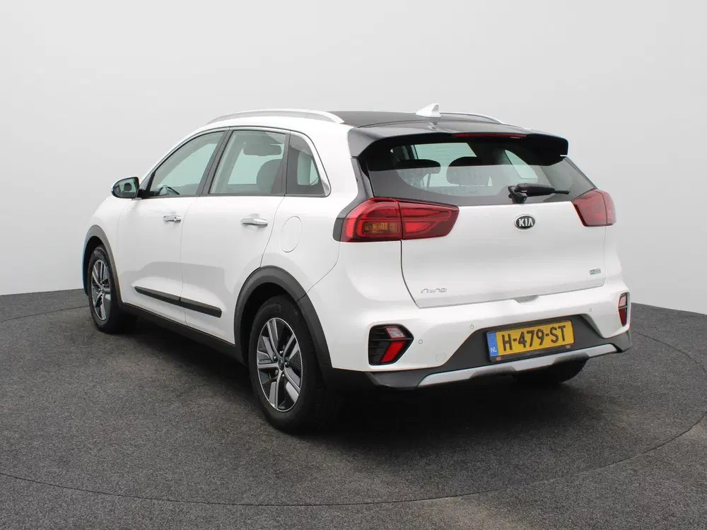 Kia Niro 1.6 GDi Hybrid DynamicLine uit 2020, foto 2