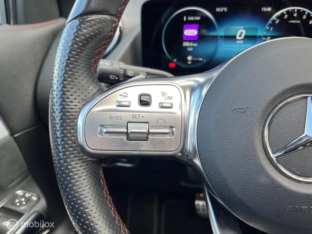 Mercedes-Benz GLA Mercedes GLA-klasse 250 e AMG Line uit 2022, foto 10