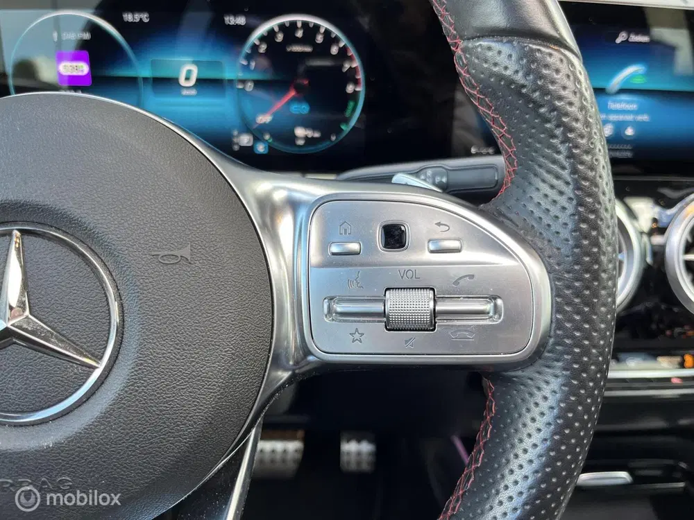 Mercedes-Benz GLA Mercedes GLA-klasse 250 e AMG Line uit 2022, foto 11