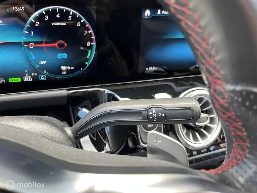 Mercedes-Benz GLA Mercedes GLA-klasse 250 e AMG Line uit 2022, foto 13