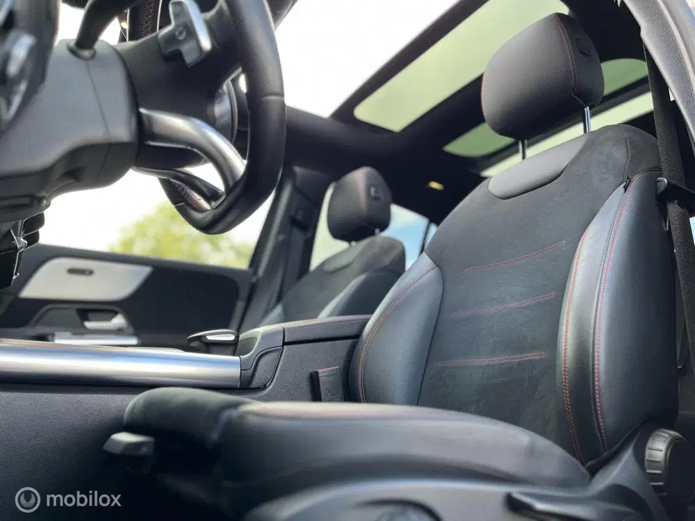 Mercedes-Benz GLA Mercedes GLA-klasse 250 e AMG Line uit 2022, foto 6