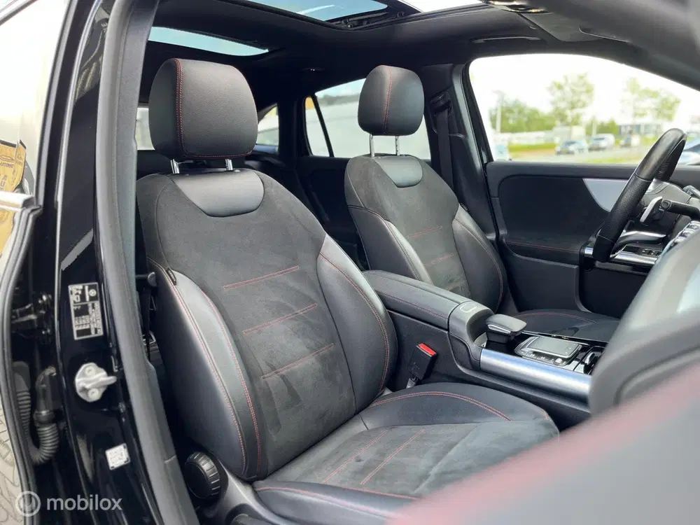 Mercedes-Benz GLA Mercedes GLA-klasse 250 e AMG Line uit 2022, foto 8