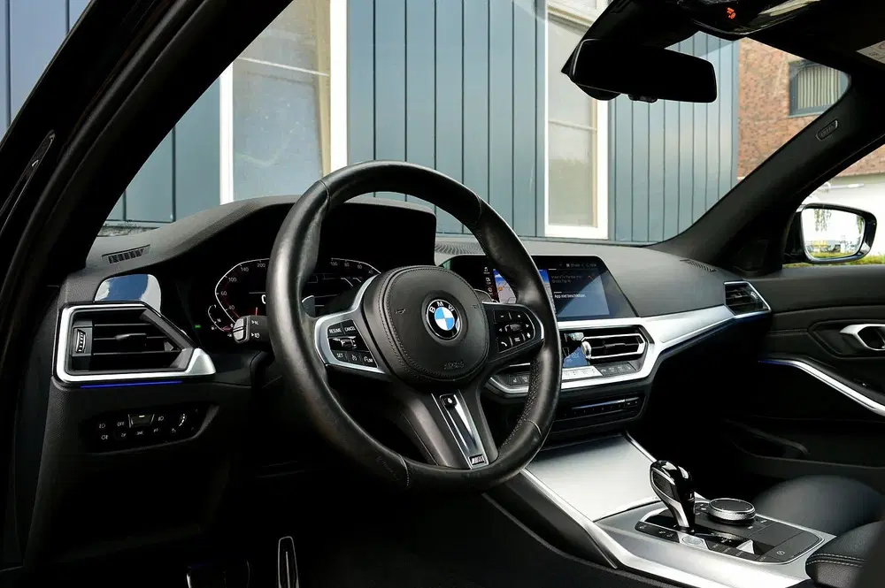 BMW 3-serie 320i M-Sport Rijklaarprijs-Garantie Leder uit 2022, foto 10