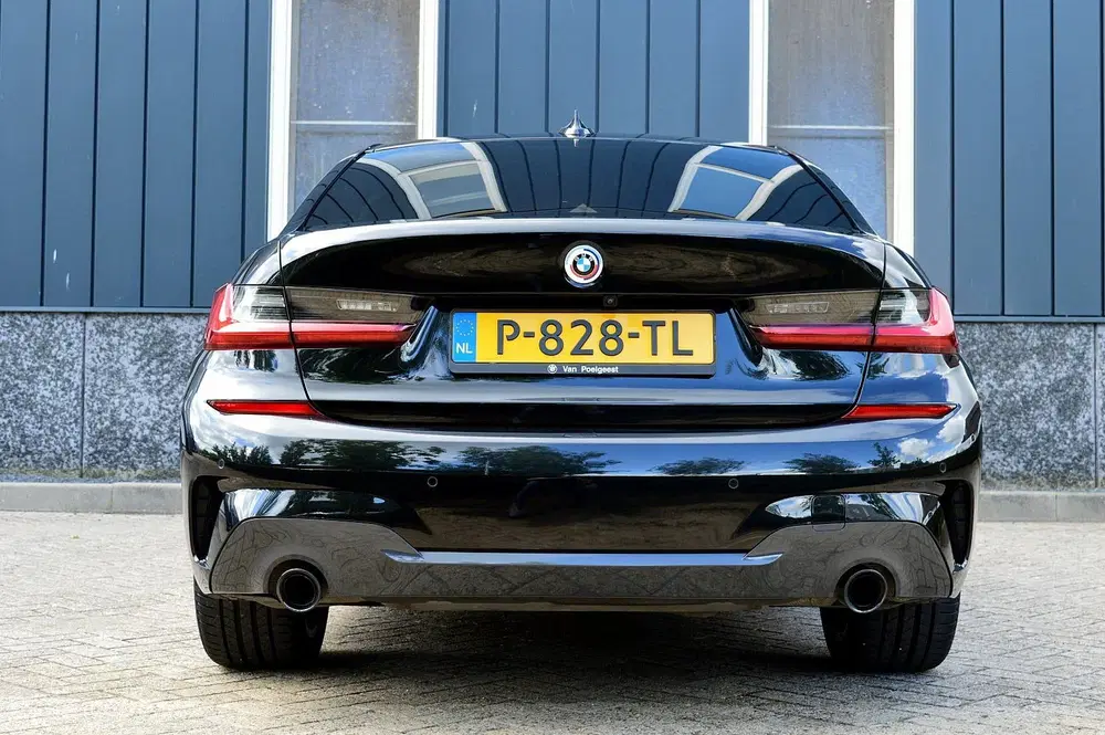 BMW 3-serie 320i M-Sport Rijklaarprijs-Garantie Leder uit 2022, foto 4