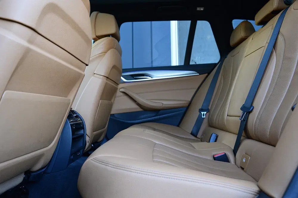 BMW 5-serie 5 Serie Touring 530i M-Sport Rijklaarprijs uit 2020, foto 15