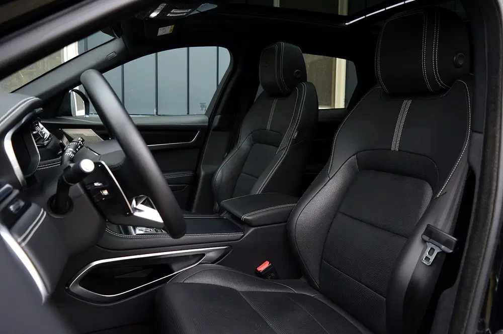 Jaguar F-Pace 2.0 P400e PHEV R-Dynamic Black SOH 95% Rij uit 2023, foto 15