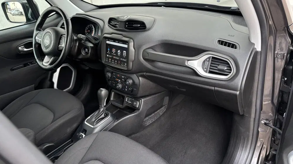 Jeep Renegade 1.3T DDCT Limited Automaat Bull Bar Side s uit 2020, foto 2