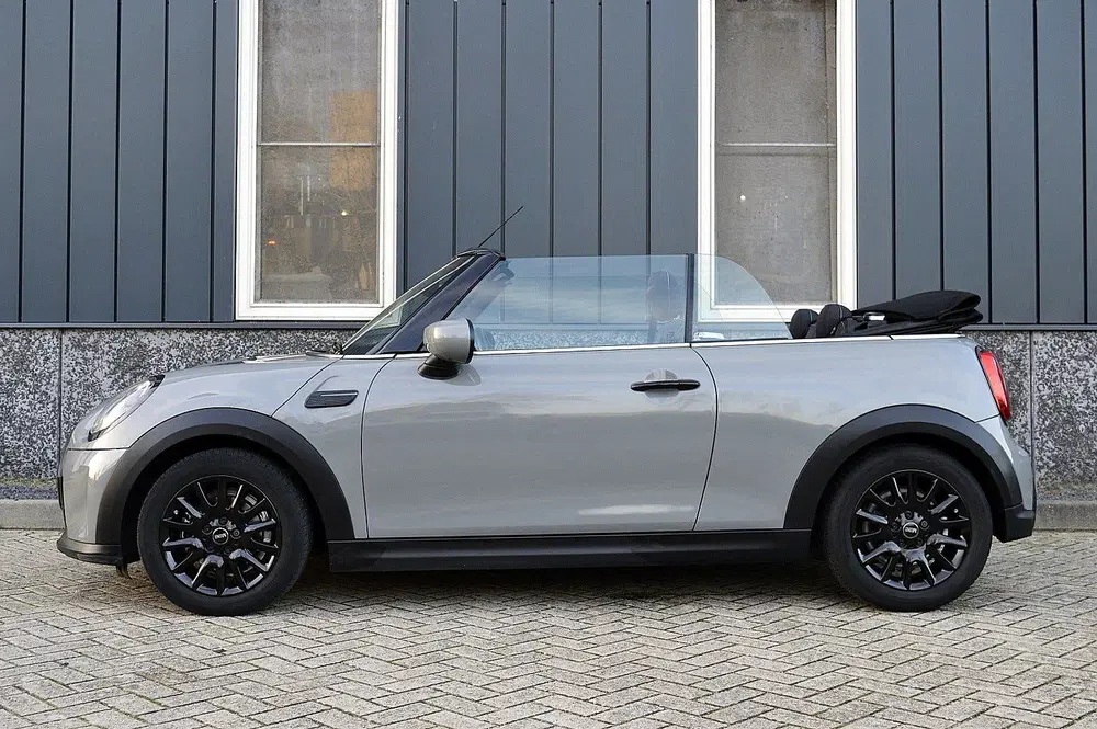 Mini Cabrio 1.5 One Essential Rijklaarprijs-Garantie A uit 2022, foto 2
