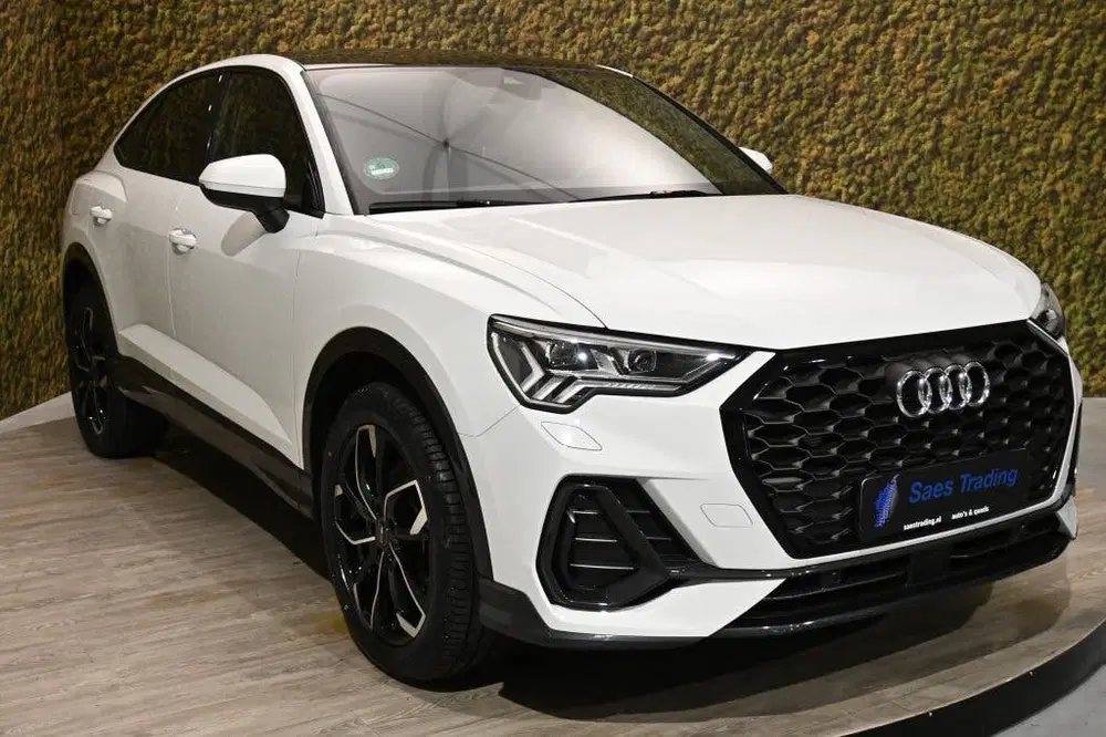 Audi Q3 45 TFSI e S Edition uit 2021, foto 8