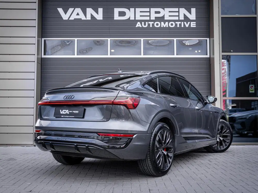 Audi Q8 e-tron 55 quattro S Edition 115 kWh uit 2024, foto 6
