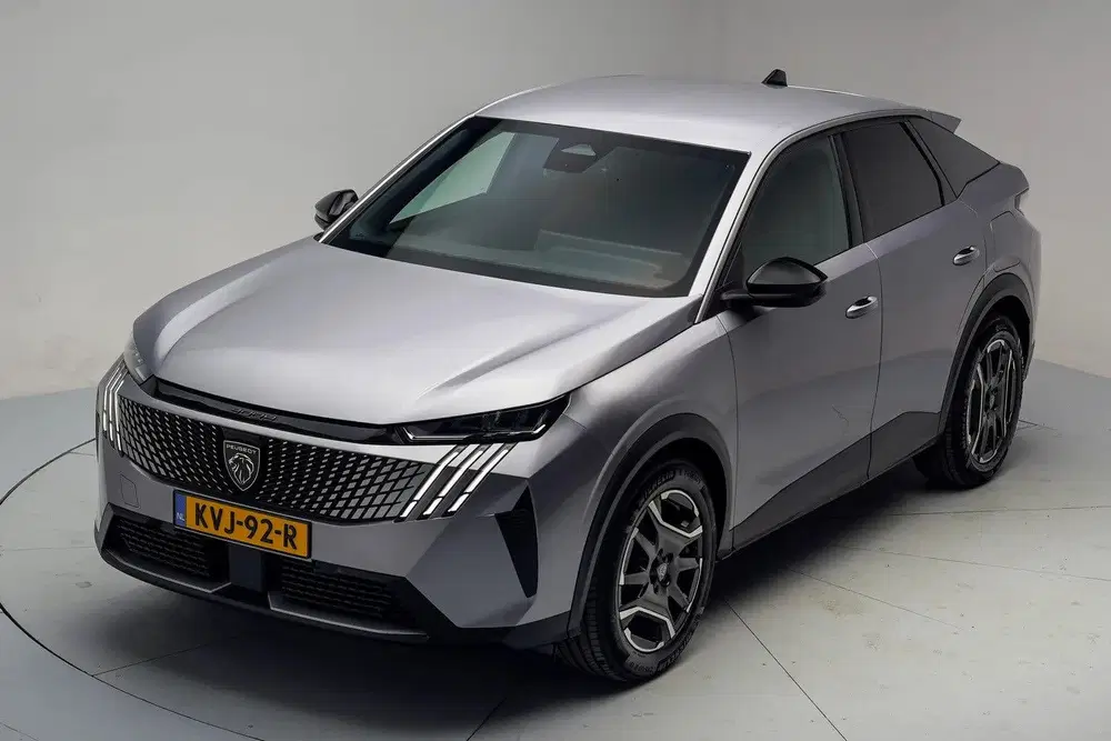 Peugeot 3008 Allure 73 kWh SOH 95 uit 2025, foto 11