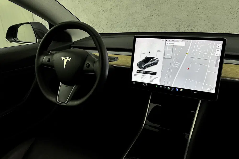 Tesla Model 3 Long Range AWD 75 kWh uit 2020, foto 12