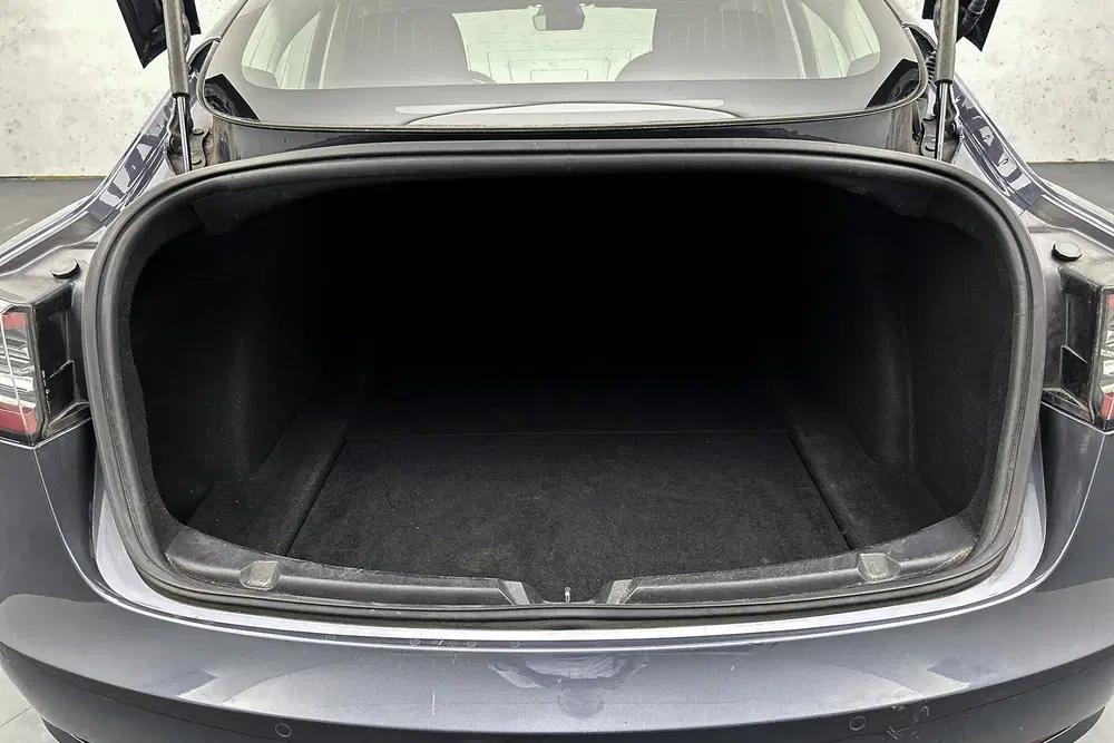 Tesla Model 3 Long Range AWD 75 kWh uit 2020, foto 14