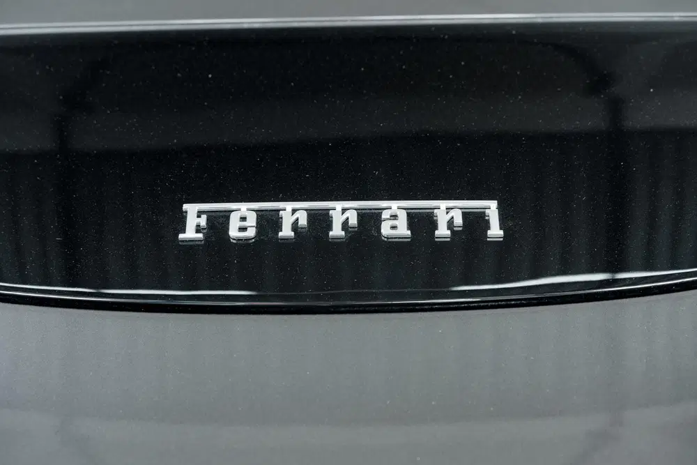 Ferrari Roma Spider l Canna di Fucile l Scuderia Shield uit 2025, foto 11