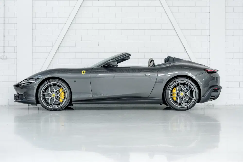 Ferrari Roma Spider l Canna di Fucile l Scuderia Shield uit 2025, foto 2