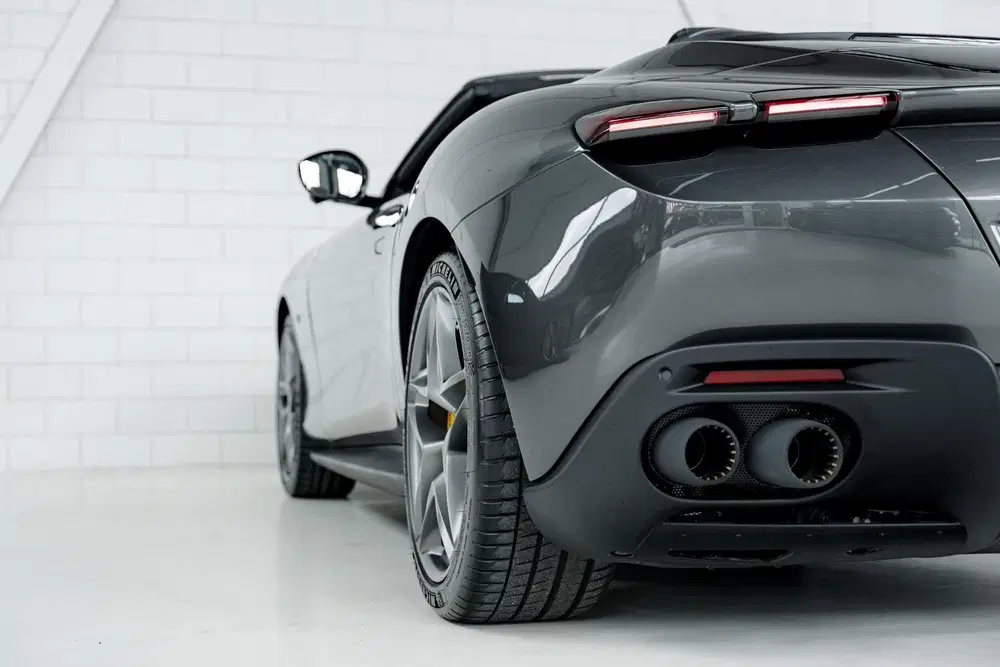 Ferrari Roma Spider l Canna di Fucile l Scuderia Shield uit 2025, foto 7