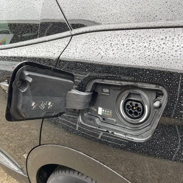 Peugeot 3008 HYbrid 225pk e-EAT Allure uit 2020, foto 2