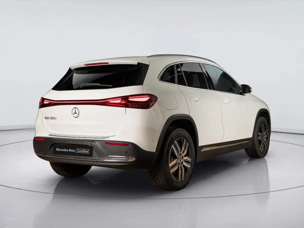Mercedes-Benz EQA 250+ Luxury Line 71 kWh uit 2026, foto 2