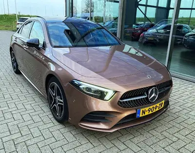 Mercedes-Benz A-Klasse A-Klasse A 180 136pk AMG 7G-DCT 2022 uit 2022