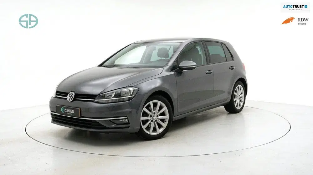 Volkswagen Golf 1.5 TSI Highline uit 2019