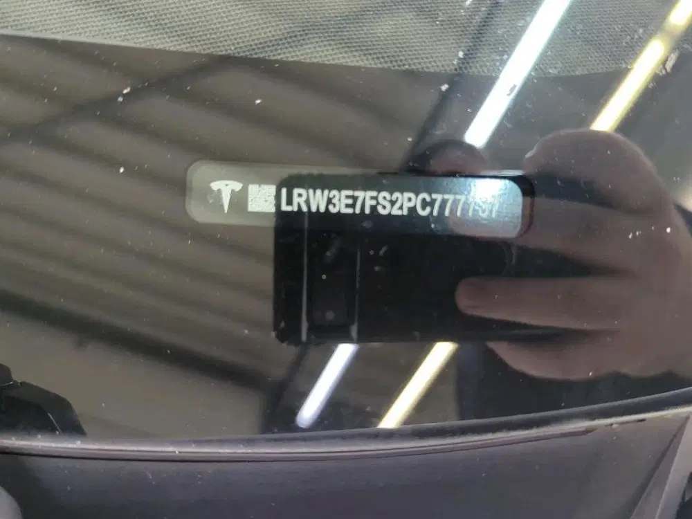 Tesla Model 3 Standard RWD Plus UPGRADE 91 uit 2023, foto 9